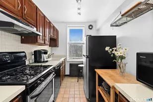 7 4th St, Stamford, CT 06905 - Photo 13