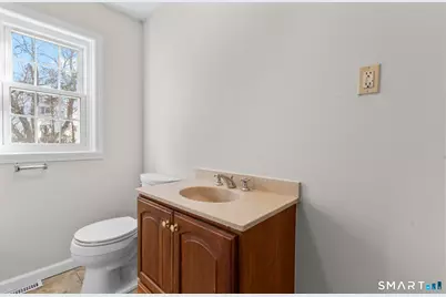 122 Newton Street, Norwich, CT 06360 - Photo 15