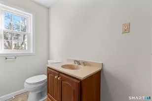 122 Newton St, Norwich, CT 06360 - Photo 15