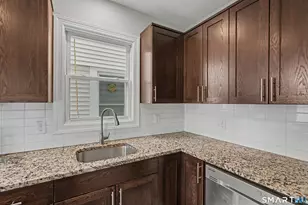 766 Winchester Ave, New Haven, CT 06511 - Photo 7