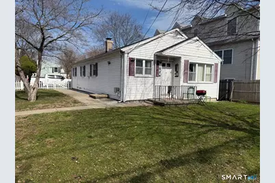524 Beechmont Avenue, Bridgeport, CT 06606 - Photo 1