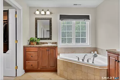 4 Bishop Road, Oxford, CT 06478 - Photo 7