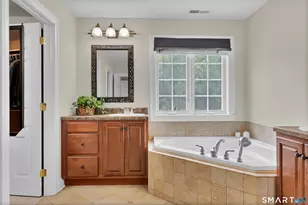 4 Bishop Rd, Oxford, CT 06478 - Photo 7