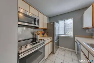 [Address not provided], Bloomfield, CT 06002 - Photo 13