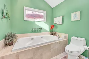 57 Forest Lawn Ave, Stamford, CT 06905 - Photo 31