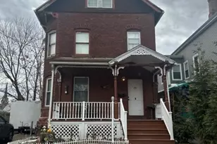 37 Capen St, Hartford, CT 06120 - Photo 1