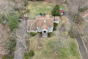 114 N Racebrook Rd, Woodbridge, CT 06525 - Photo 27