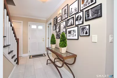 104 Tunxis Village, Farmington, CT 06032 - Photo 3