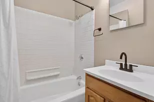 82 North St, Norwich, CT 06360 - Photo 15