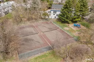 71 Clubhouse Dr, Cromwell, CT 06416 - Photo 31