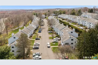 71 Clubhouse Drive #71, Cromwell, CT 06416 - Photo 5