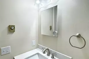 24 Ferris Ave, Norwalk, CT 06854 - Photo 7