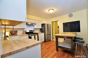 121 Wedgewood Dr, Torrington, CT 06790 - Photo 11
