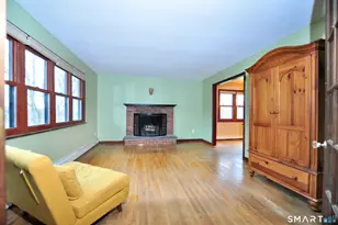 121 Wedgewood Dr, Torrington, CT 06790 - Photo 3