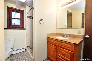 121 Wedgewood Dr, Torrington, CT 06790 - Photo 37