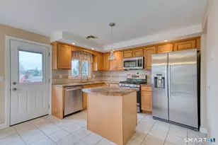 30 Wendy Ln, New Britain, CT 06053 - Photo 11