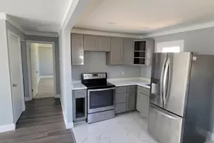 11 Vergennes Ct, Groton, CT 06340 - Photo 9