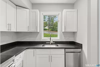 3 Liberty Pines #3, Ansonia, CT 06401 - Photo 11