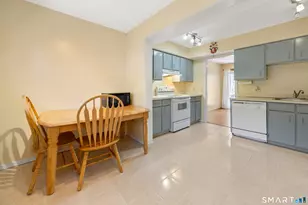 4 Deer Hill Ct, Woodbury, CT 06798 - Photo 17