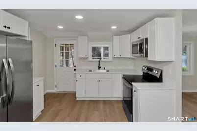42 Wheeler Drive, Enfield, CT 06082 - Photo 9
