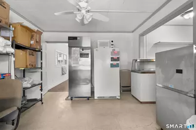 712 Madison Avenue #1st floor with storefront, Bridgeport, CT 06606 - Photo 11