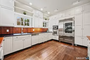 151 Skunk Ln, Wilton, CT 06897 - Photo 19