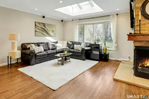 19 Half Mile Common, Westport, CT 06880 - Photo 11