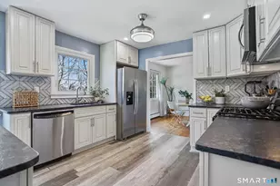 25 Dairy Farm Rd, Norwalk, CT 06851 - Photo 9