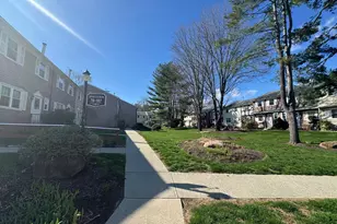 88 E Gate Ln, Hamden, CT 06514 - Photo 25