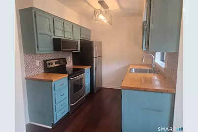 116 Foxwood Close #116, Milford, CT 06461 - Photo 5