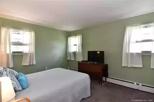 21 Mcdermott Cir, Hamden, CT 06518 - Photo 13