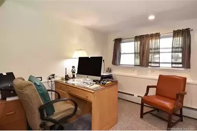 21 McDermott Circle, Hamden, CT 06518 - Photo 17