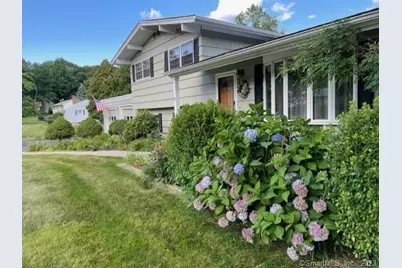 21 McDermott Circle, Hamden, CT 06518 - Photo 3