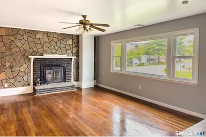 17 Fieldstone Road, Waterbury, CT 06704 - Photo 5