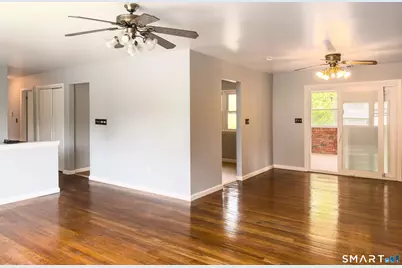 17 Fieldstone Road, Waterbury, CT 06704 - Photo 7