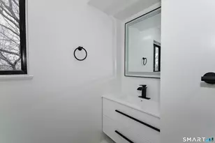 299 Fieldwood Rd, Waterbury, CT 06704 - Photo 19