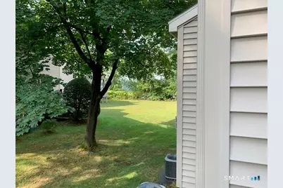 18 Greenbriar Drive #B, Farmington, CT 06032 - Photo 5