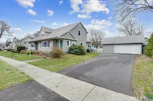 21 Rivercliff Dr, Milford, CT 06460 - Photo 3