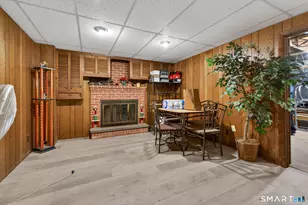 64 Cromwell St, Hartford, CT 06114 - Photo 21