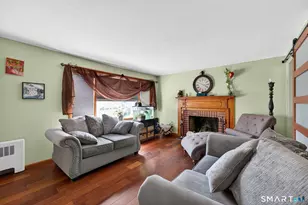 64 Cromwell St, Hartford, CT 06114 - Photo 11