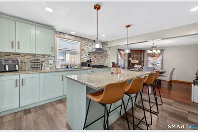 64 Cromwell Street, Hartford, CT 06114 - Photo 5