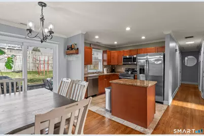 16 Curtis Avenue, New Fairfield, CT 06812 - Photo 11