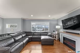 16 Curtis Ave, New Fairfield, CT 06812 - Photo 5