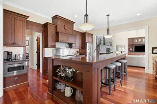 25 Sky View Dr, Avon, CT 06001 - Photo 11