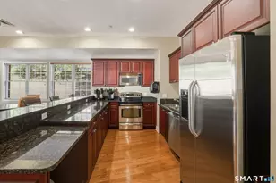 1 King Philip Dr, West Hartford, CT 06117 - Photo 19