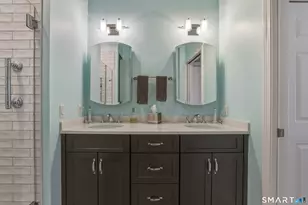 1 King Philip Dr, West Hartford, CT 06117 - Photo 13