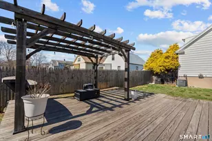 28 Iver Ave, East Haven, CT 06512 - Photo 17