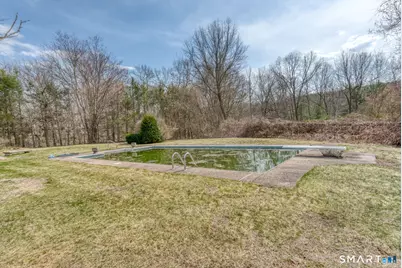 879 Neipsic Road, Glastonbury, CT 06033 - Photo 31
