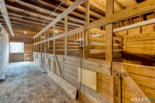 879 Neipsic Rd, Glastonbury, CT 06033 - Photo 3