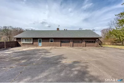 879 Neipsic Road, Glastonbury, CT 06033 - Photo 3